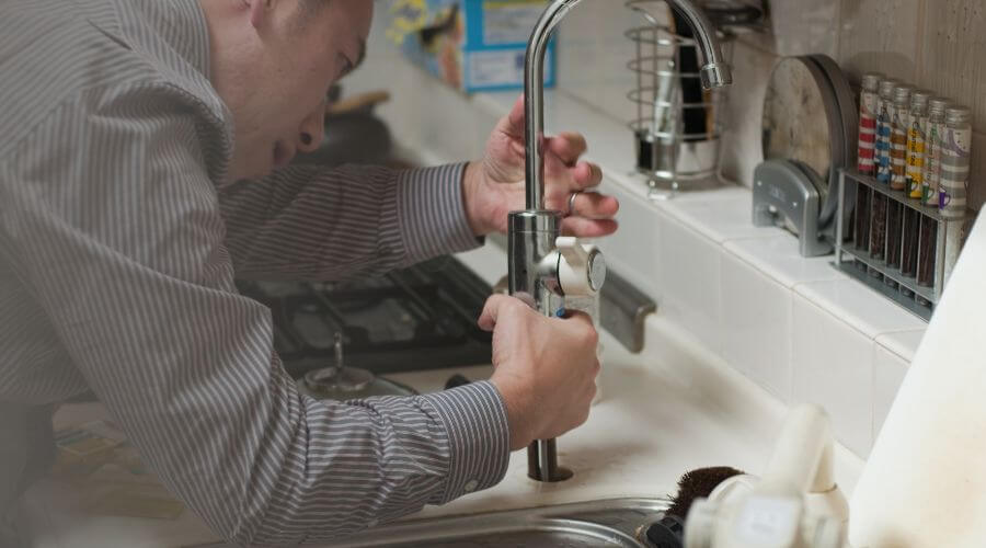 Professional sink repair in Tustin, MI